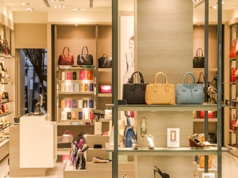 日本機(jī)場(chǎng)免稅店招聘女生販賣(mài)員，時(shí)薪1400日元！